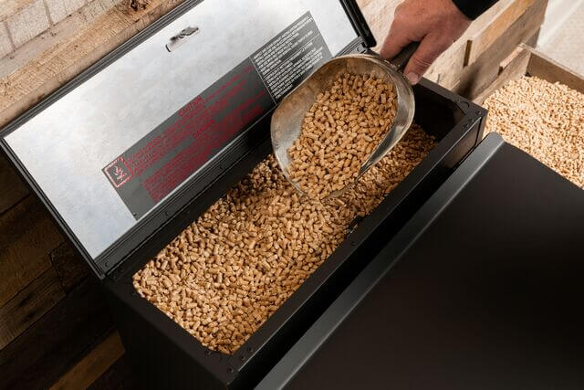 Reducing Your Heating Bill: Oil vs. Pellets